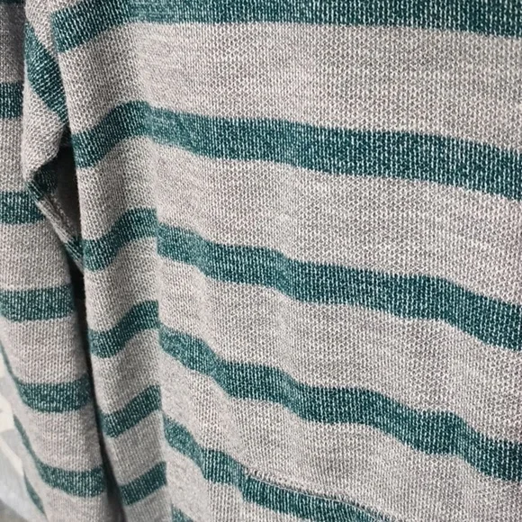 C1-50 Cowl Neck Gray & Forest Green Striped Long Sleeve Swing Sweatshirt (Med) - Picture 3 of 5